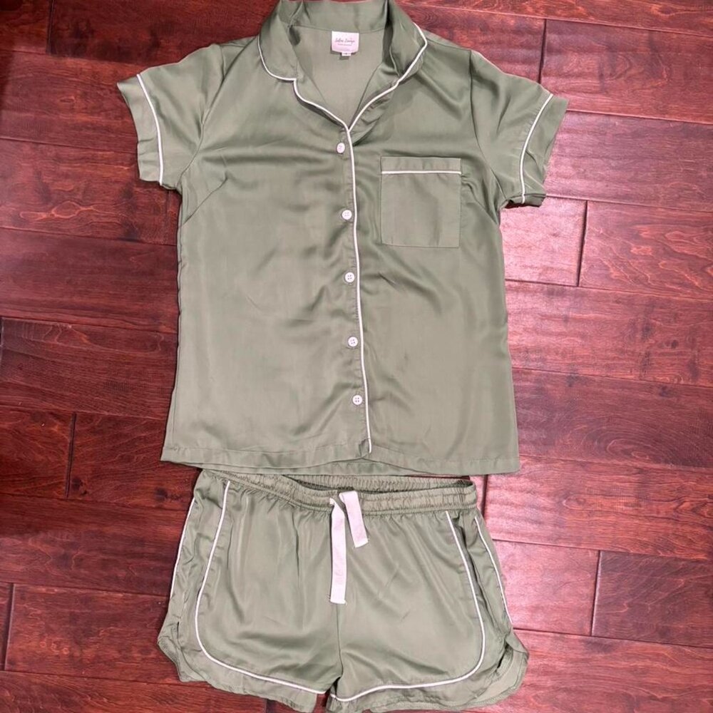 Women's Sage Green and White Pajamas